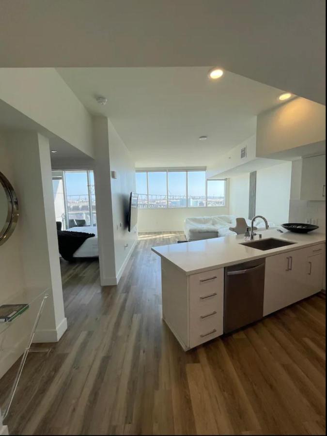 Luxury Designer Suite With Rooftop Pool, Gym San Diego Extérieur photo
